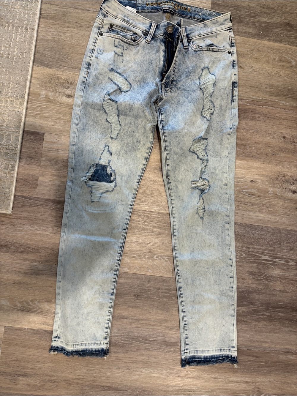 American Eagle Outfitters Light Wash Distressed Slim Jeans